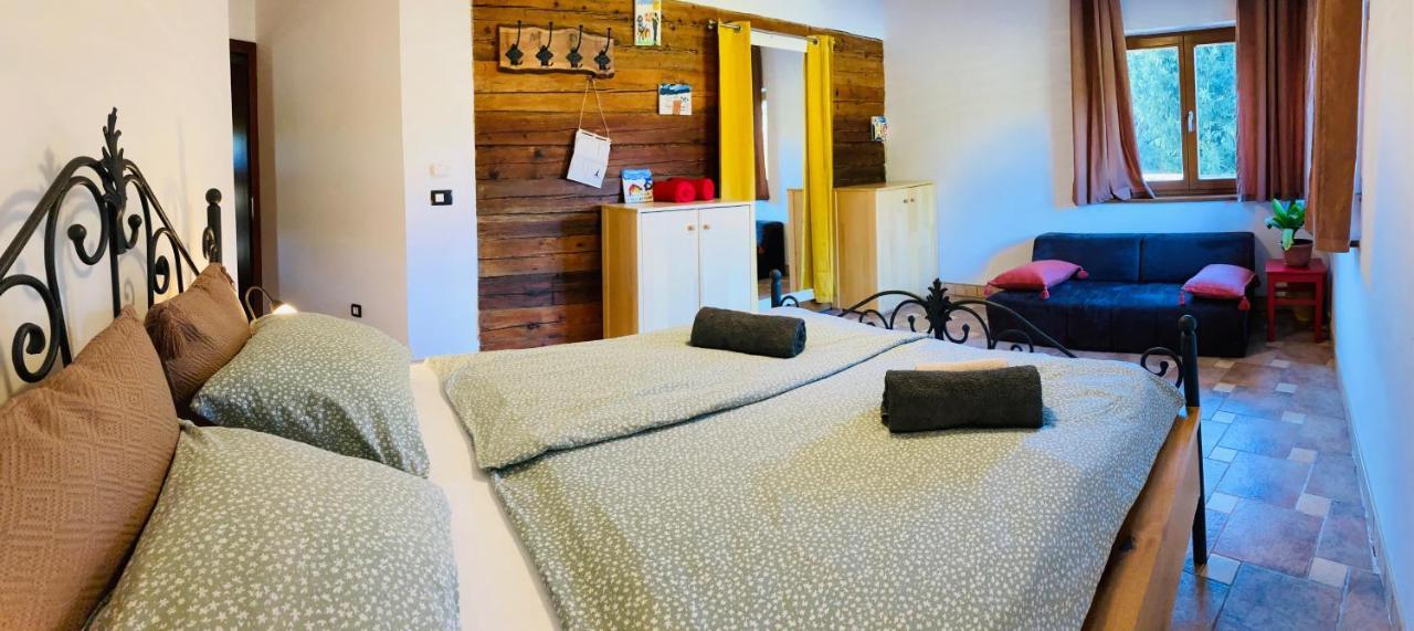 Family House Villa Мозирие Екстериор снимка