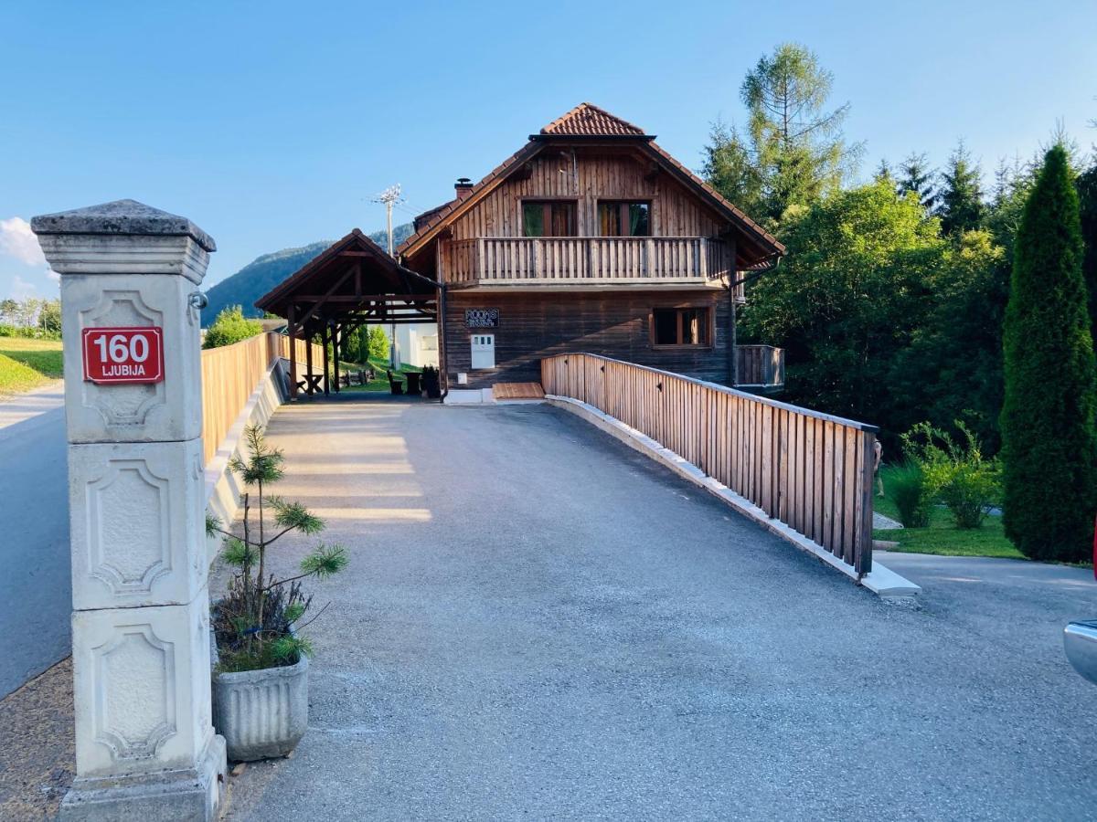 Family House Villa Мозирие Екстериор снимка
