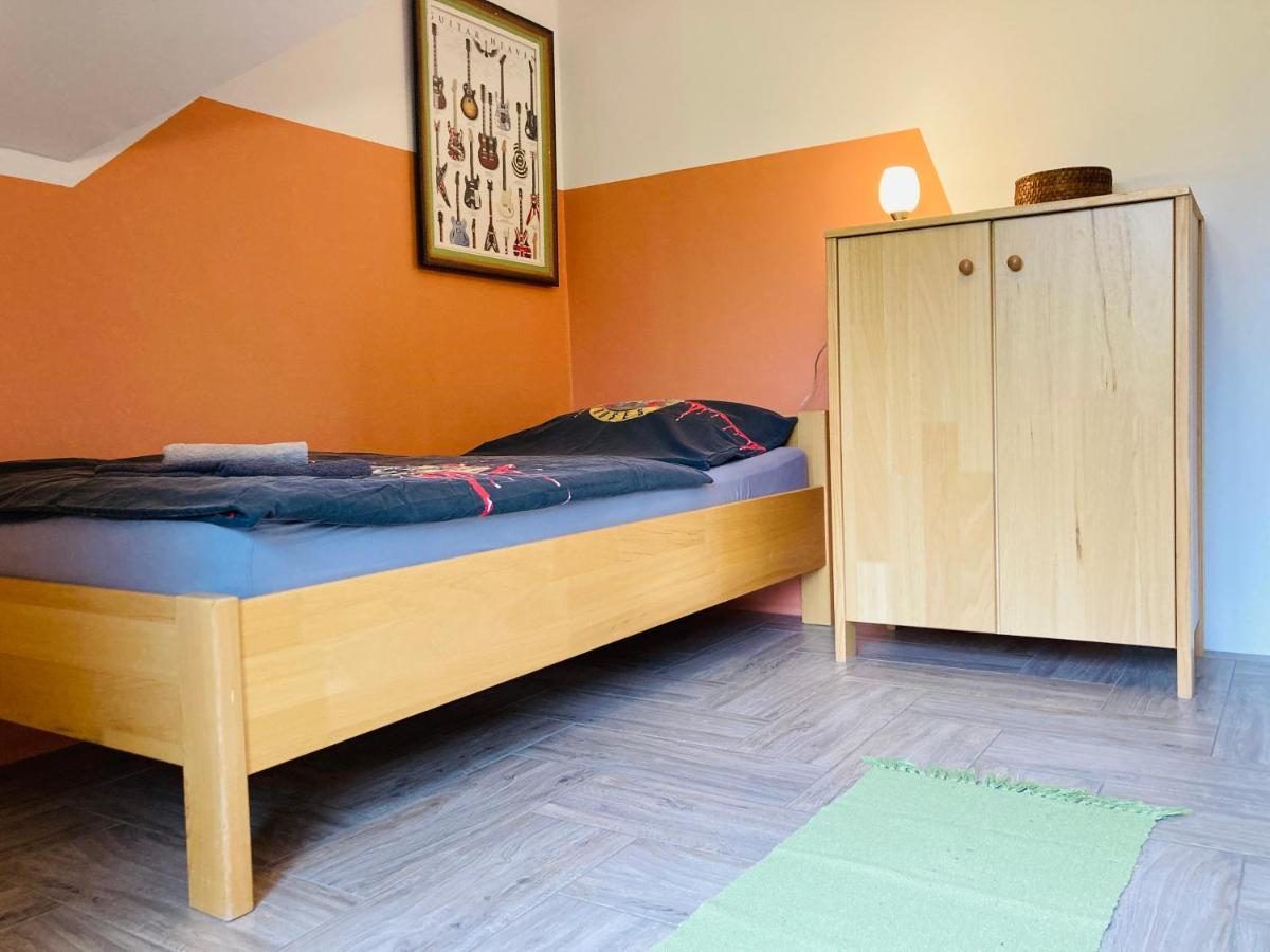 Family House Villa Мозирие Екстериор снимка