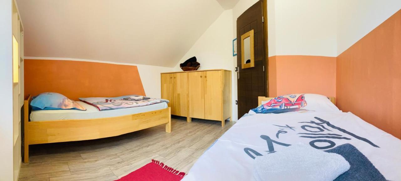 Family House Villa Мозирие Екстериор снимка