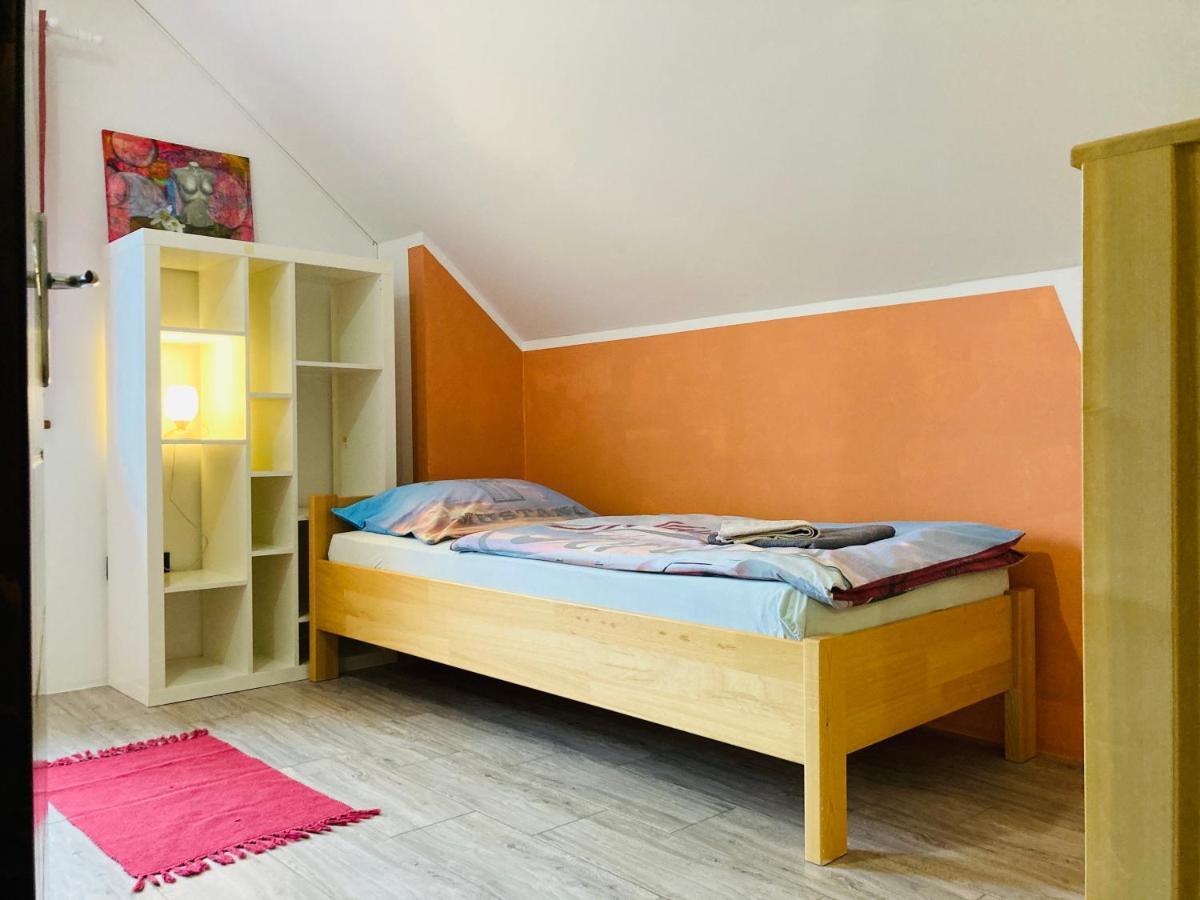Family House Villa Мозирие Екстериор снимка