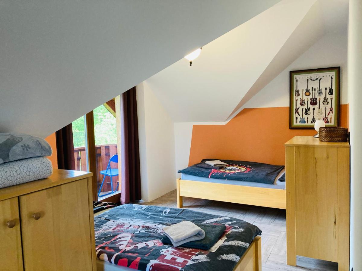 Family House Villa Мозирие Екстериор снимка