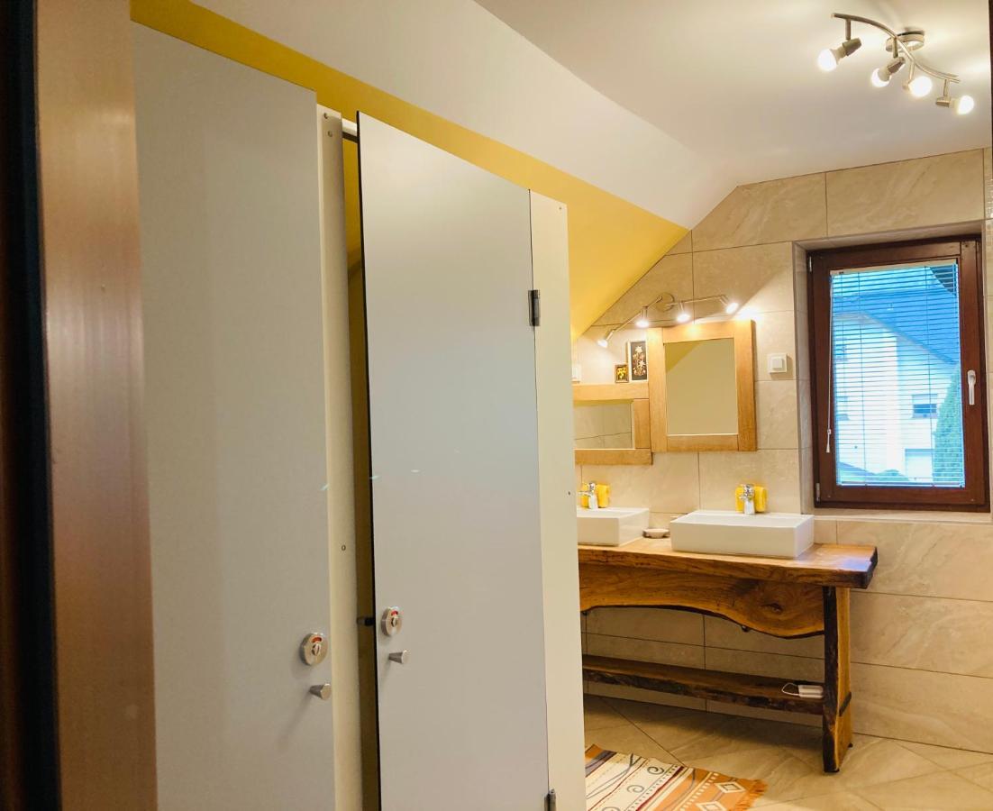 Family House Villa Мозирие Екстериор снимка