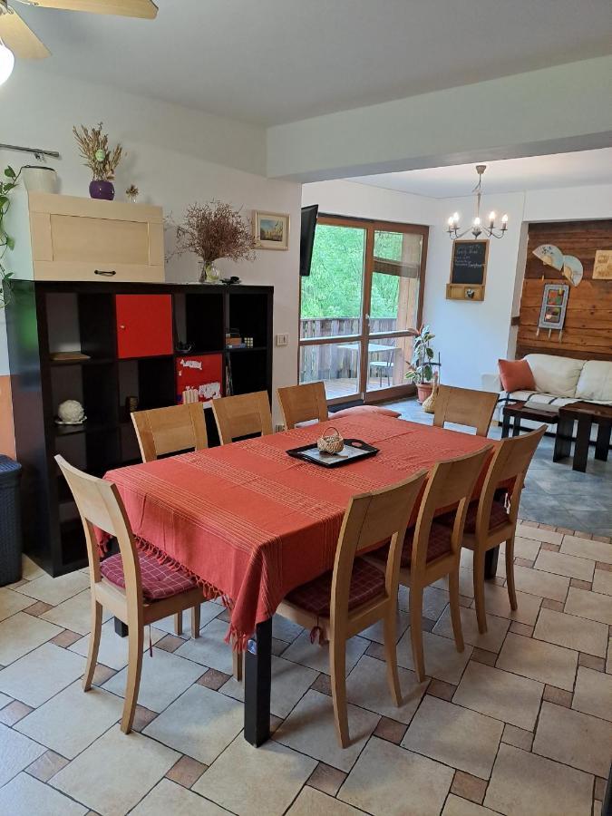 Family House Villa Мозирие Екстериор снимка